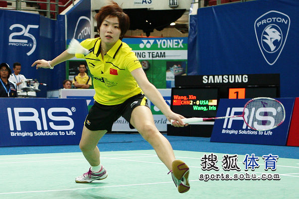  萨巴伦卡发球制胜轻取对手锁定四强