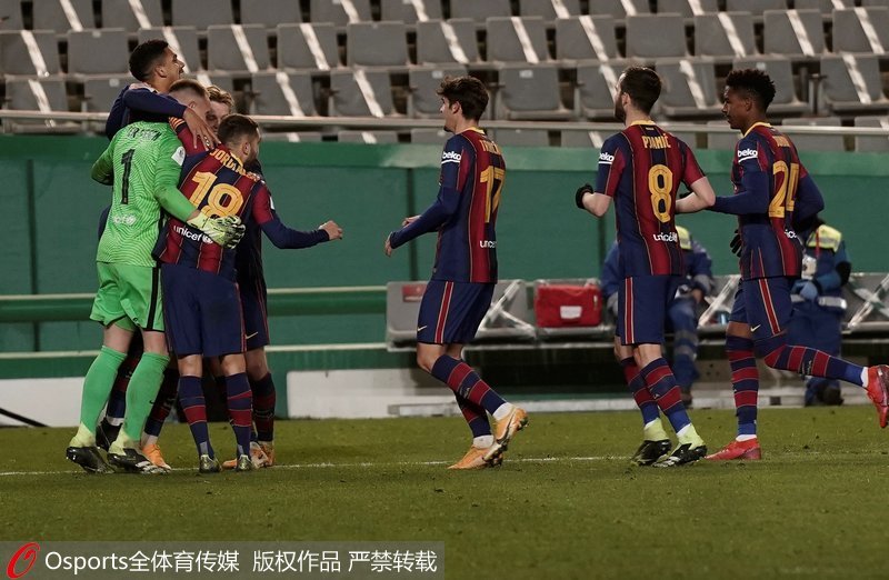  国王杯决赛，巴塞罗那点球大战夺冠