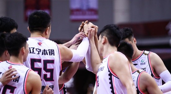  青训小将崛起，替补登场绝杀对手