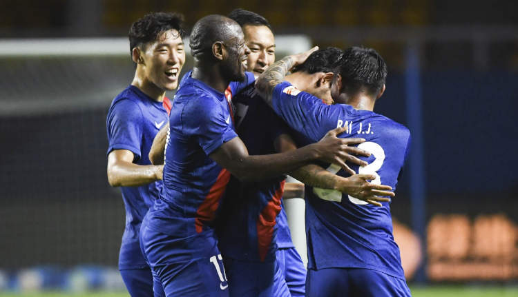  中超收官之战，上海海港逆袭夺冠