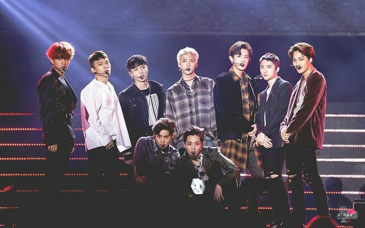  金球奖候选竞争激烈，年度最佳花落谁家