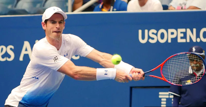  穆雷温网复出首胜感动全场观众